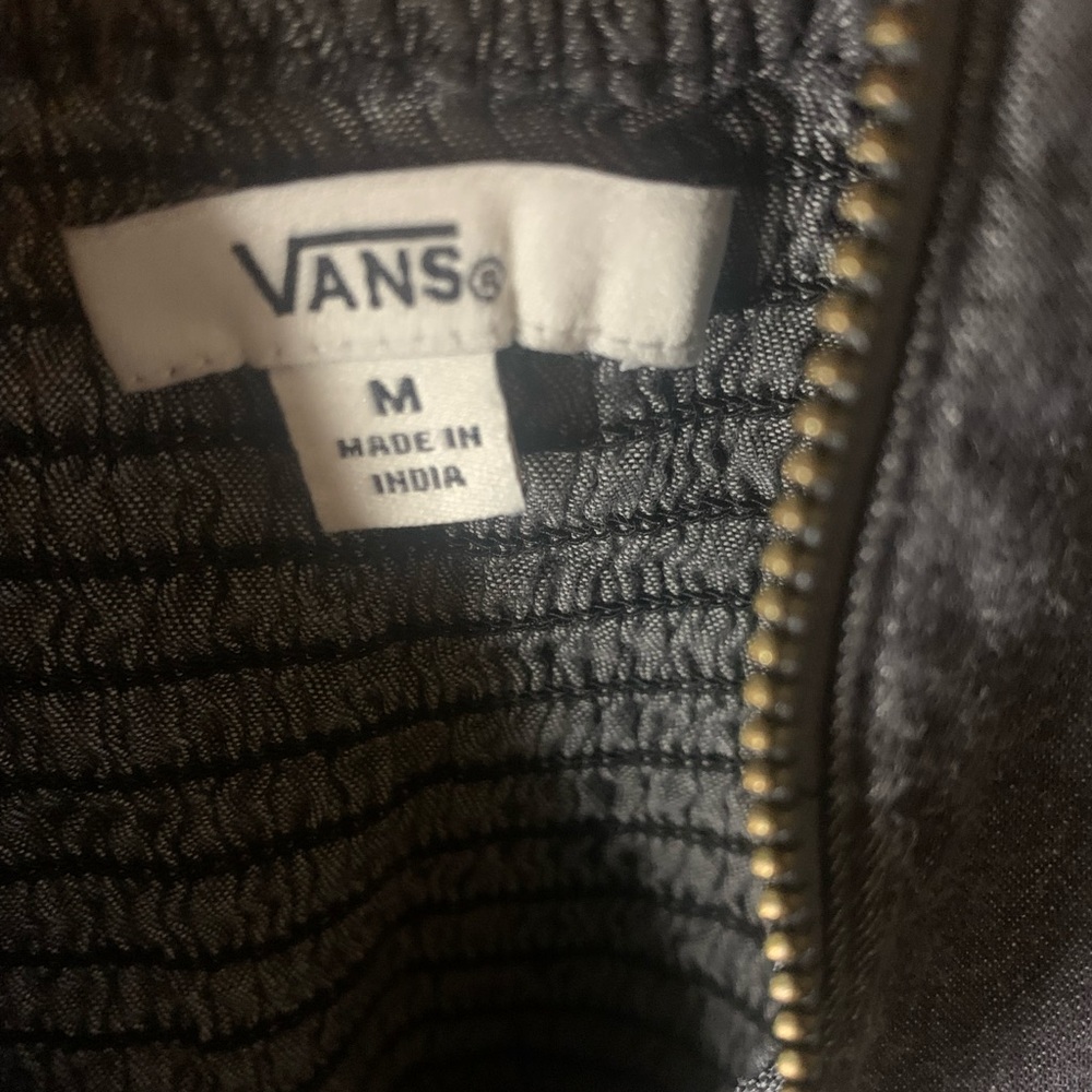 Vans dress - Picture 3 of 4